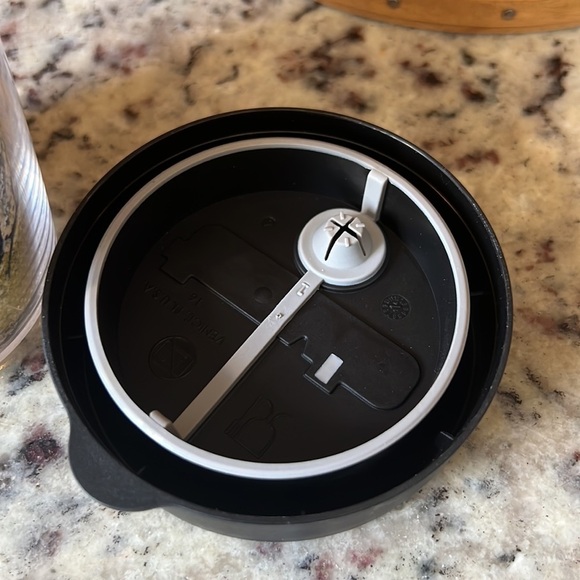 Tervis 16 oz  double walled Mickey Mouse cup/tumbler Plastic - Picture 6 of 8